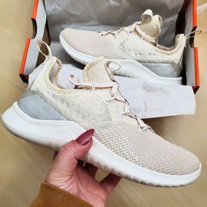 nike free tr 8 champagne women's training shoe